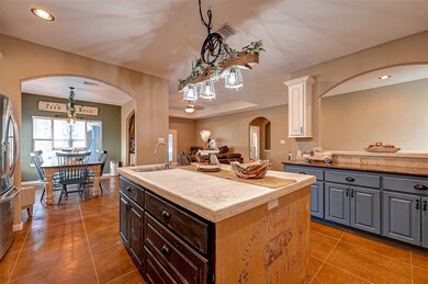 16014 Maplewick Dr, Tomball, TX 77377 - photo 2