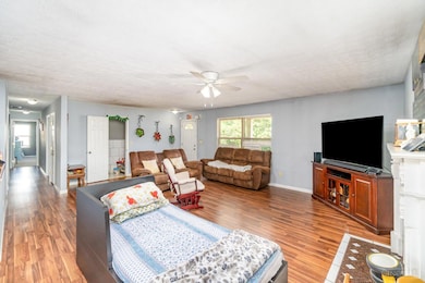 175 Douglas Cir, Georgetown, OH 45121 - photo 3