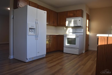 2953 Commodore Ln, Cincinnati, OH 45251 - photo 4