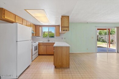 05-Kitchen