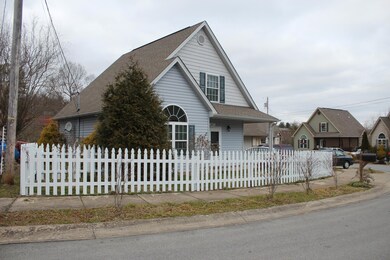 347 Preservation Cir, Johnson City, TN 37601 - photo 2