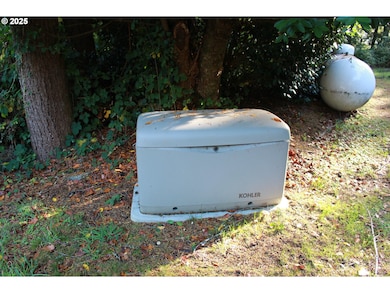 67821 N Bay Rd, North Bend, OR 97459 - photo 7