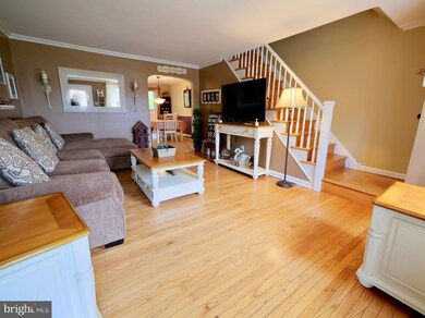 447 Park Dr, Glenolden, PA 19036 - photo 4