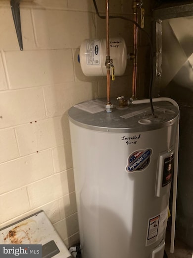 409 Acorn St, Lansdale, PA 19446 - photo 6