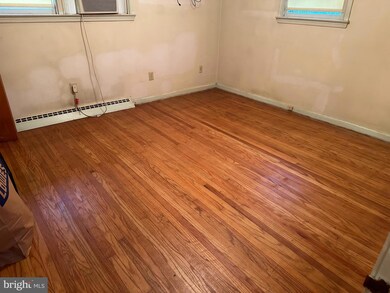 2643 Avondale Ave, Abington, PA 19001 - photo 7