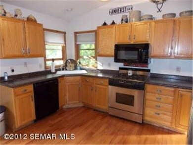 166 E Garvin Heights Rd, Winona, MN 55987 - photo 2