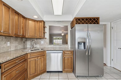 3402 Latania Dr unit 322, Tampa, FL 33618 - photo 7