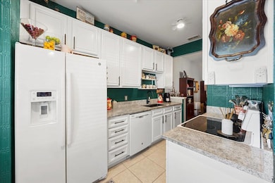 15284 331 Business unit 12A, Freeport, FL 32439 - photo 2