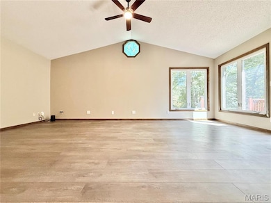 7404 Brown St, Moro, IL 62067 - photo 5