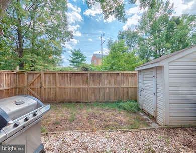 22414 Stablehouse Dr, Sterling, VA 20164 - photo 5