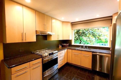 509 Lupine St, Michigan City, IN 46360 - photo 3