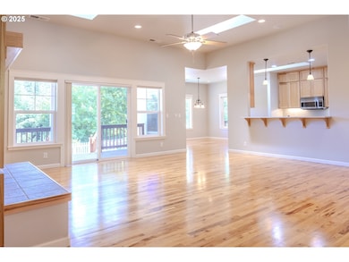 5500 Meadow Lake Way, Florence, OR 97439 - photo 3