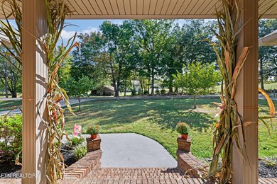 629 Cummings Chapel Rd, Sevierville, TN 37876 - photo 7