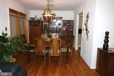 9540 Elvis Ln, Lanham, MD 20706 - photo 5