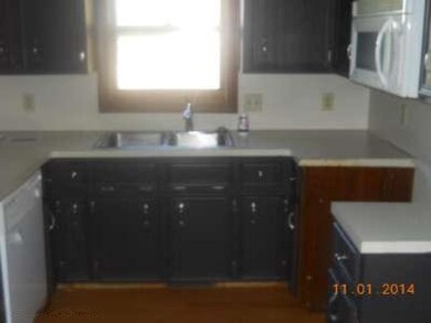 Mapleview Kitchen-400