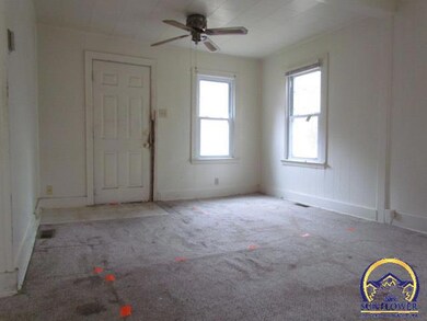 1833 SW Cherokee St, Topeka, KS 66606 - photo 5