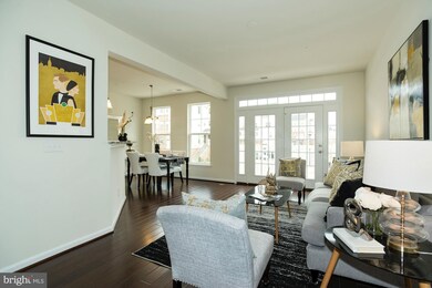 43395 Town Gate Square, Chantilly, VA 20152 - photo 4