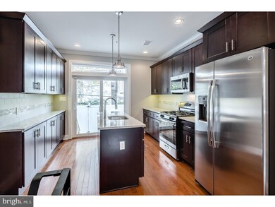 2235 Wilder St, Philadelphia, PA 19146 - photo 7