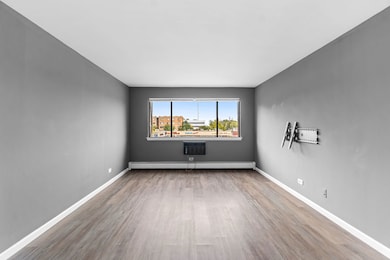 5306 N Cumberland Ave unit 323, Chicago, IL 60656 - photo 5