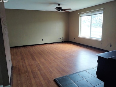 47121 Hwy 402, Kimberly, OR 97848 - photo 5