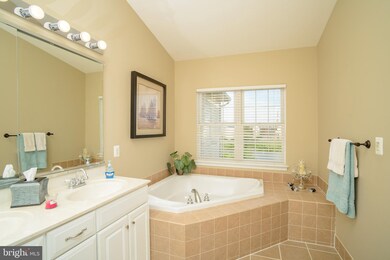 25316 Mcintyre Square, Chantilly, VA 20152 - photo 7