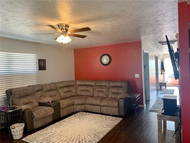 617 W Main St, Thorntown, IN 46071 - photo 7