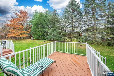 91 Rhyan Dr, Parsippany, NJ 07054 - photo 4