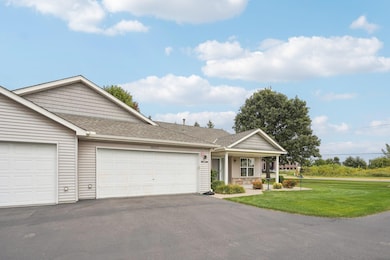 2-web-or-mls-Fenston Ave N-S0509-002.jpg