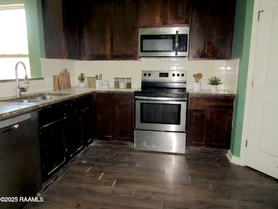 209 Marshfield Dr, Lafayette, LA 70507 - photo 3