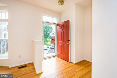 20807 Shamrock Glen Cir, Germantown, MD 20874 - photo 7