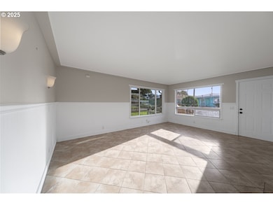 665 Front St, Gardiner, OR 97441 - photo 4