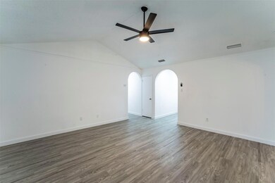 5424 Galway Ln, North Richland Hills, TX 76180 - photo 4