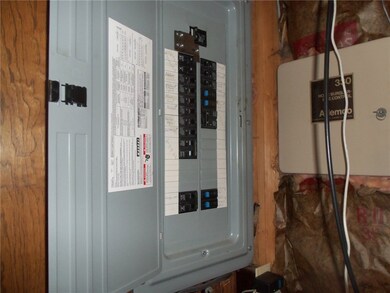 11 Sparrow Ln, Warwick, RI 02889 - photo 3