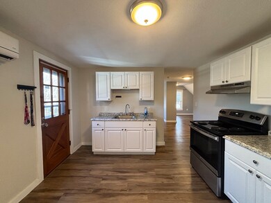 72 Vernon St unit 3, Wakefield, MA 01880 - photo 2