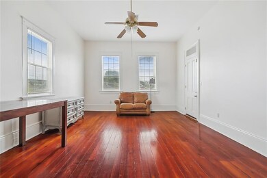 2816 Dumaine St, New Orleans, LA 70119 - photo 4