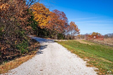 770 E 1300 Rd, Lawrence, KS 66046 - photo 5