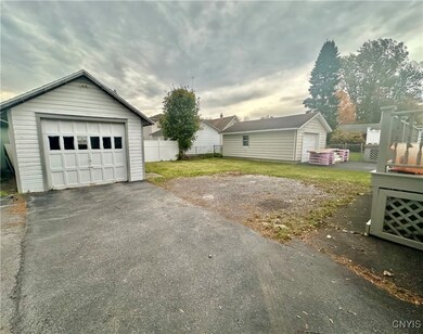 405 Spratt Place, Utica, NY 13502 - photo 2