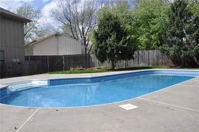 824 NW 18th St, Blue Springs, MO 64015 - photo 6