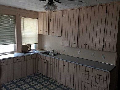 715 Providence St unit R, West Warwick, RI 02893 - photo 3