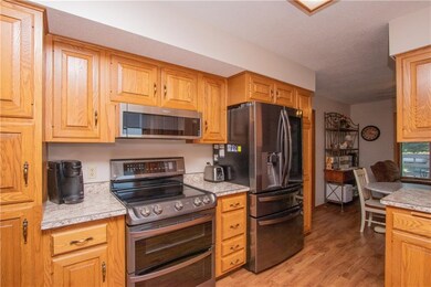 1065 S 52nd Ave E, Newton, IA 50208 - photo 7