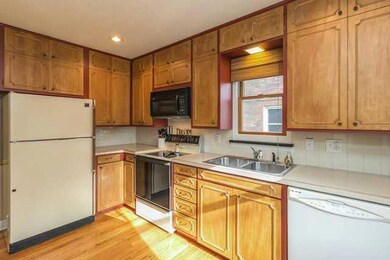 2805 45th St, Des Moines, IA 50310 - photo 6