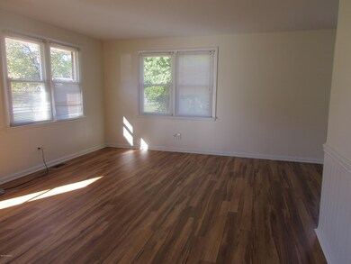 1030 Decatur Rd, Jacksonville, NC 28540 - photo 5