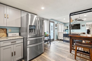 27 Siesta Dr, West Wareham, MA 02576 - photo 5