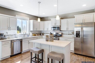 2803 NW Weather Stone St, Albany, OR 97321 - photo 5