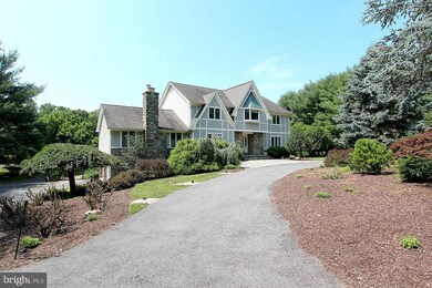 22218 Creekview Dr, Gaithersburg, MD 20882 - photo 2