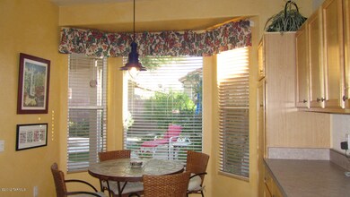 Kitchen Nook2