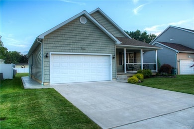 835 Daigler Dr, North Tonawanda, NY 14120 - photo 2