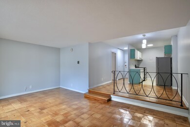 Carriage House unit 718, Washington, DC 20037 - photo 7