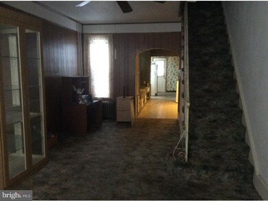 661 Gordon St, Reading, PA 19601 - photo 2