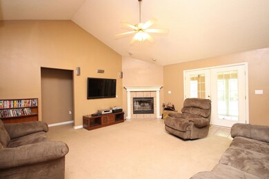 4711ChoctawLiving21